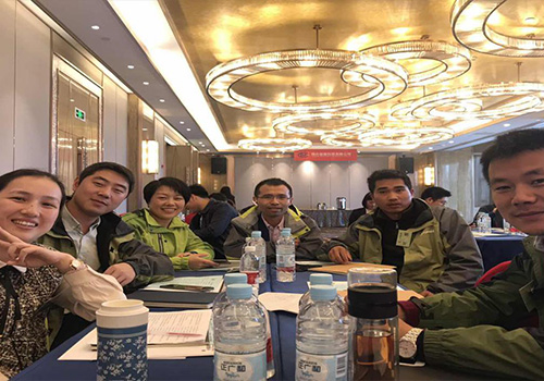廢氣處（chù）理公司源和環保團隊（duì）充電（溝通小技巧）
